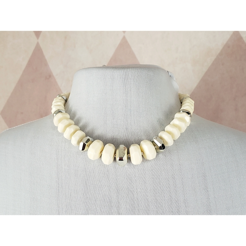 Vintage Cream Beaded Necklace